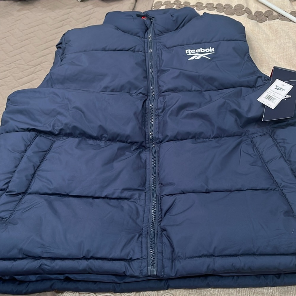 Reebok Men's Vector Navy Puffer Vest/NWT/L - Picture 6 of 16